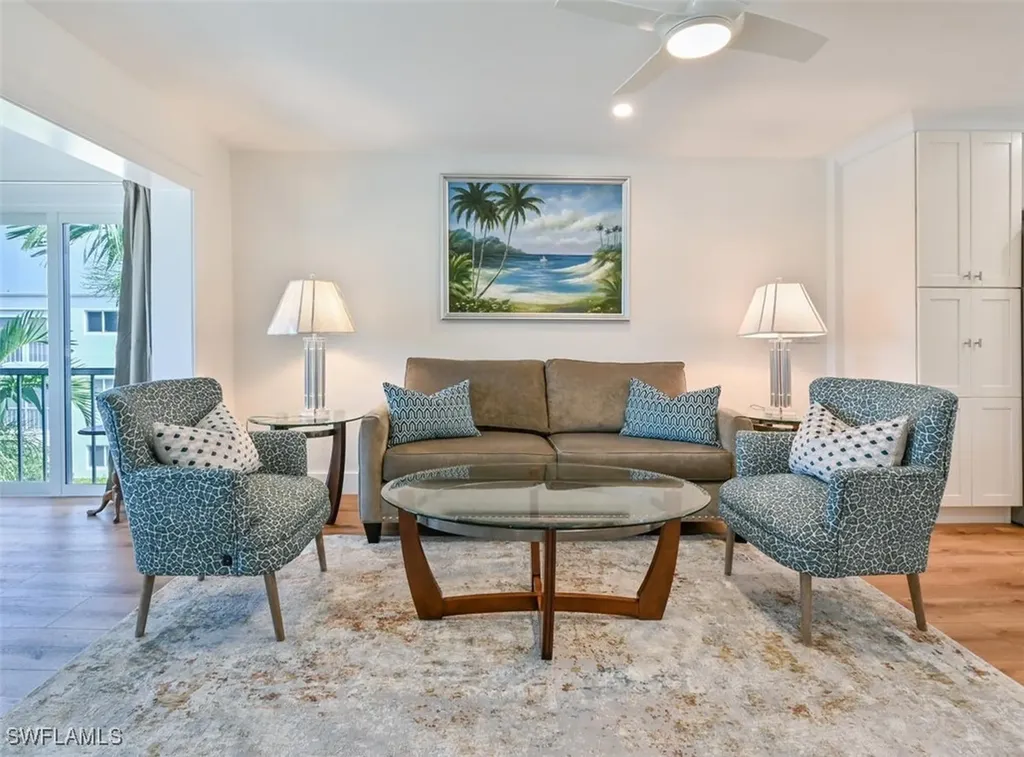 250 7th Avenue S Naples FL 34102