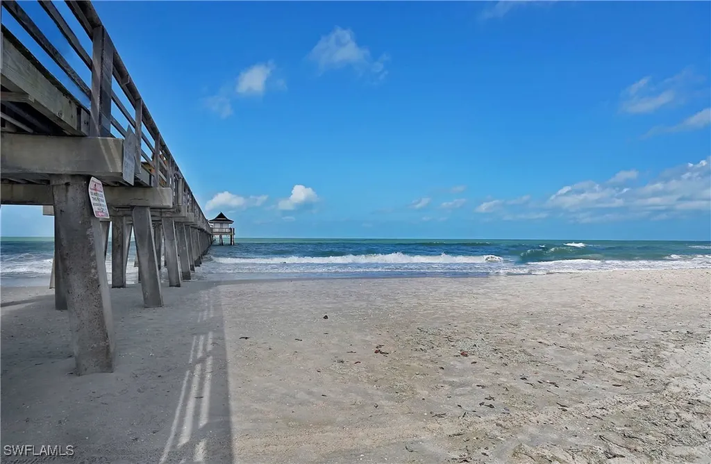 250 7th Avenue S Naples FL 34102