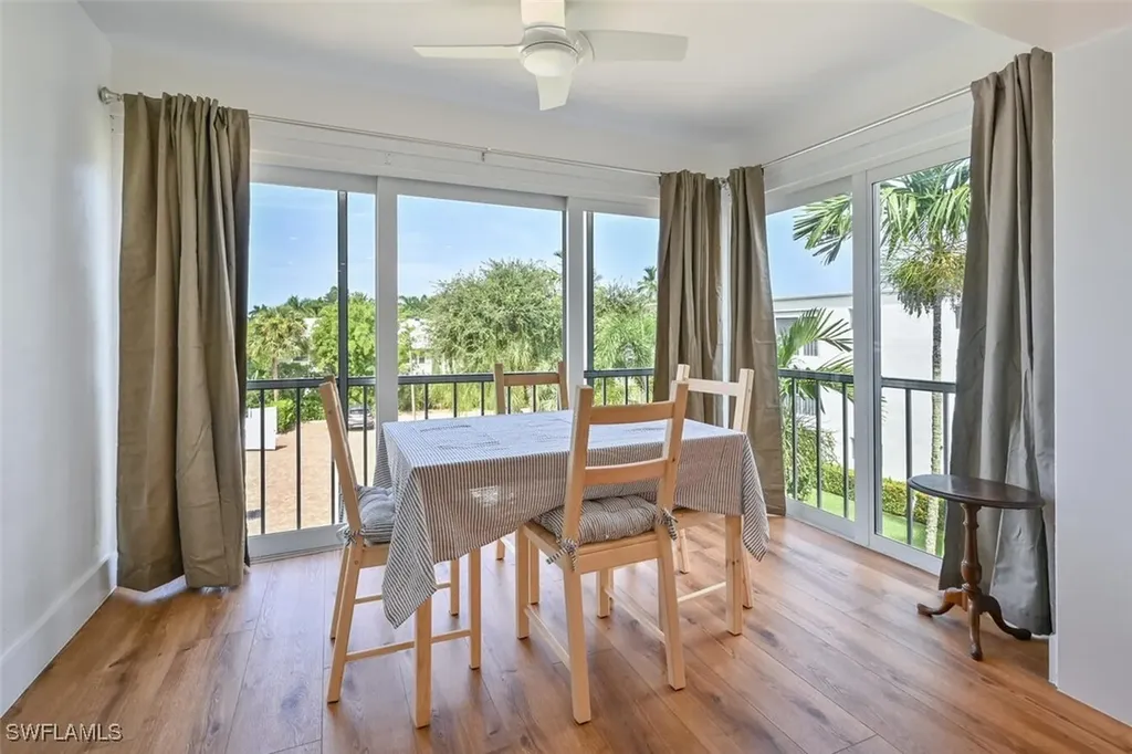 250 7th Avenue S Naples FL 34102