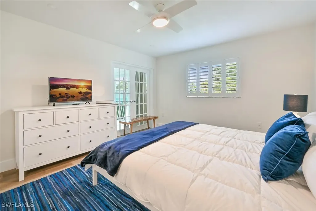 250 7th Avenue S Naples FL 34102