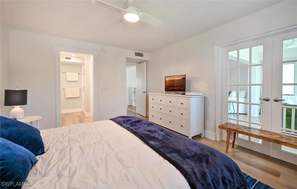 250 7th Avenue S Naples FL 34102