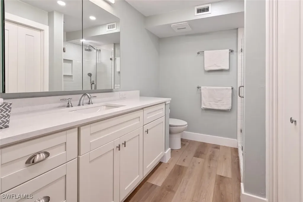 250 7th Avenue S Naples FL 34102