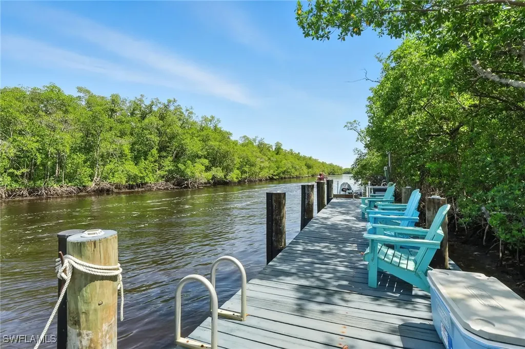 936 Panther Creek Lane Everglades City FL 34139