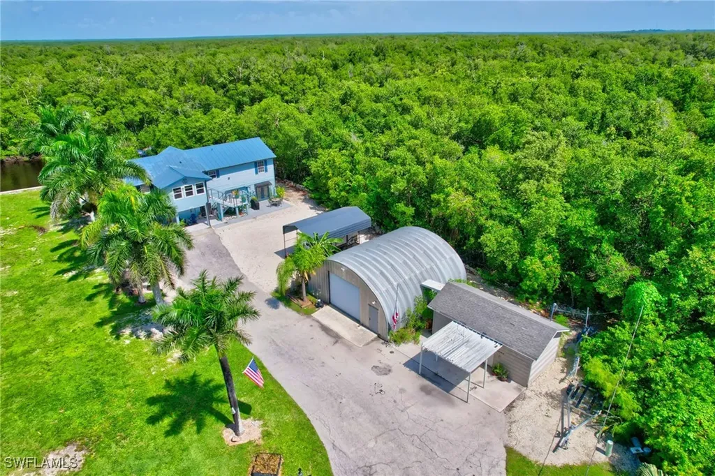 936 Panther Creek Lane Everglades City FL 34139