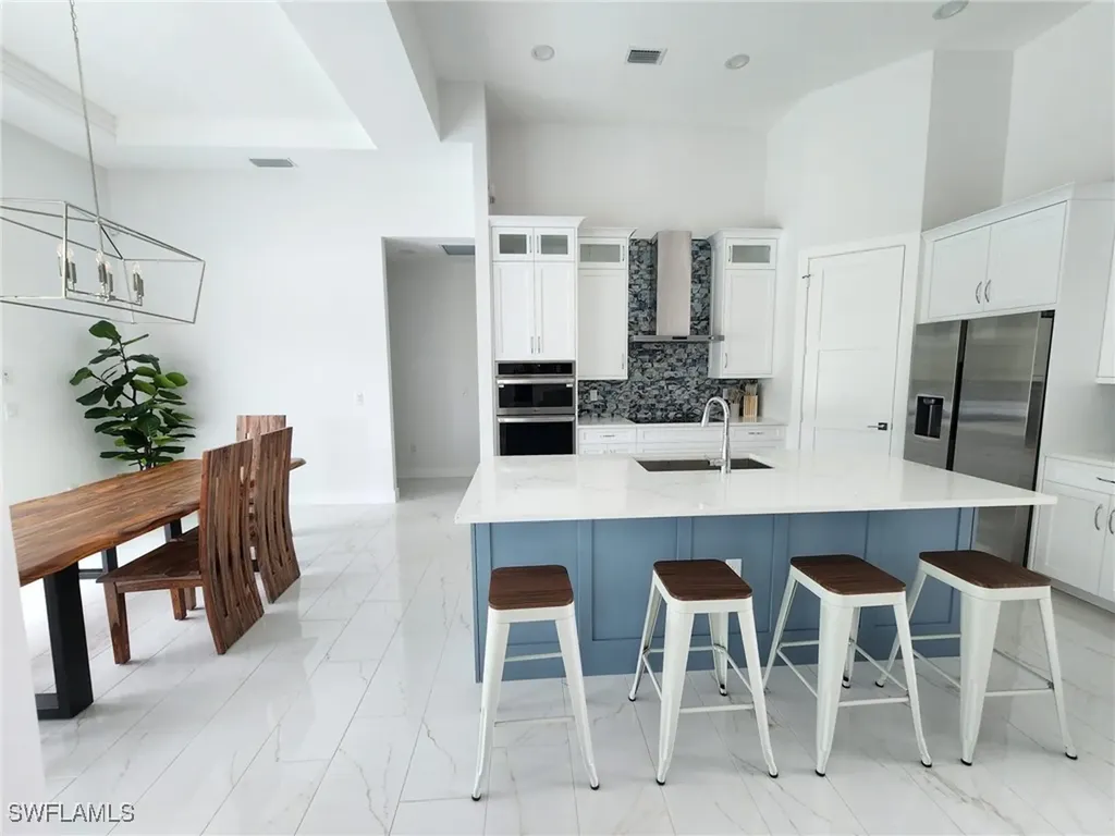 108 Gulfstream Street Marco Island FL 34145