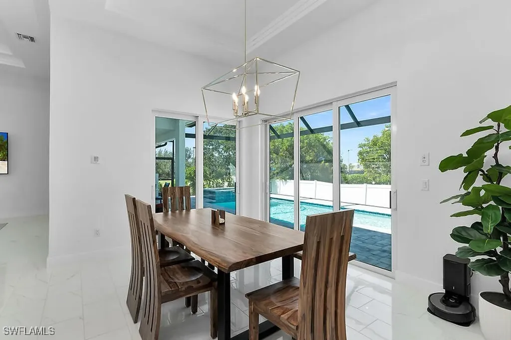 108 Gulfstream Street Marco Island FL 34145