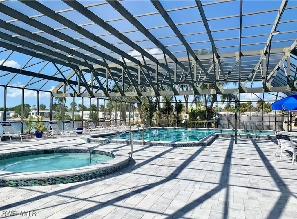 548 Cheetah Drive Naples FL 34114