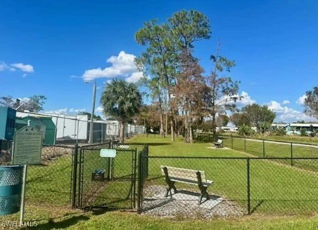 548 Cheetah Drive Naples FL 34114