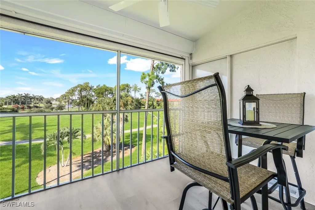 7360 Glenmoor Lane Naples FL 34104