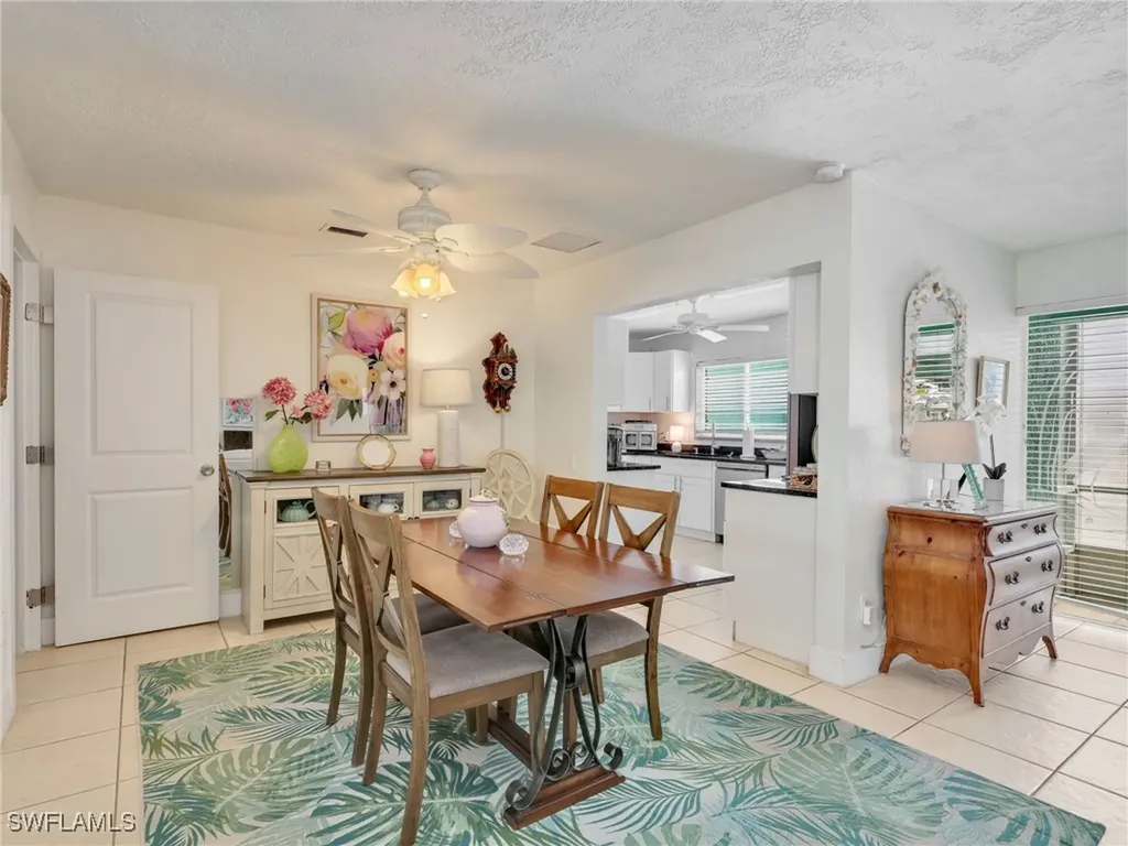 5622 Deauville Court Cape Coral FL 33904
