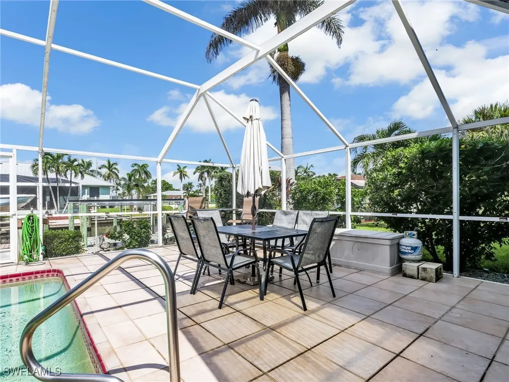 5622 Deauville Court Cape Coral FL 33904