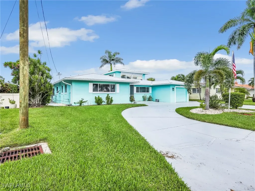 5622 Deauville Court Cape Coral FL 33904