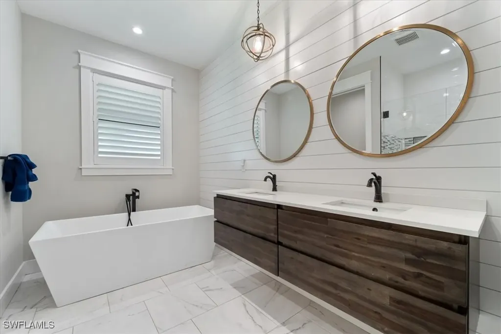 3554 Mccomb Lane Bonita Springs FL 34134