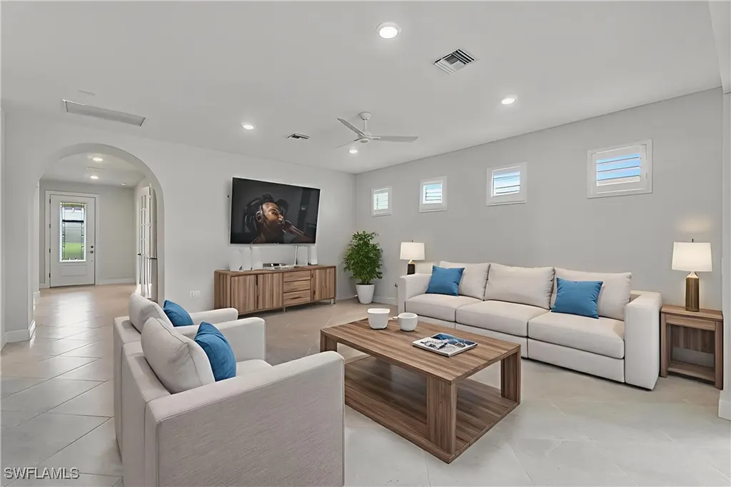 16495 Windsor Way Alva FL 33920