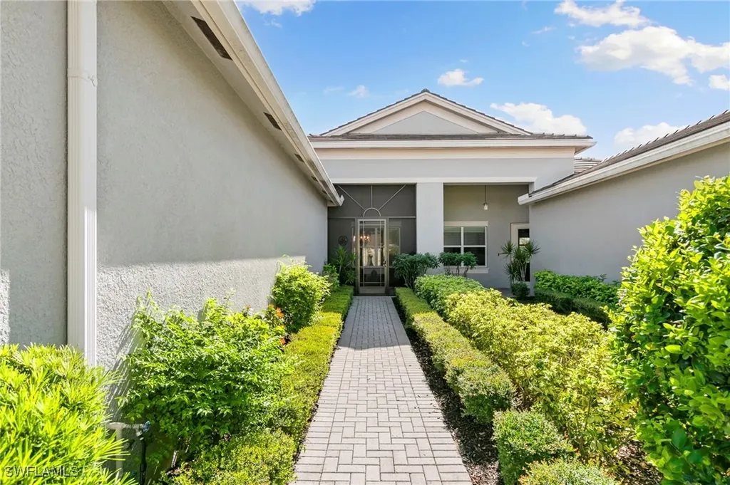 28433 Abruzzo Drive Bonita Springs FL 34135