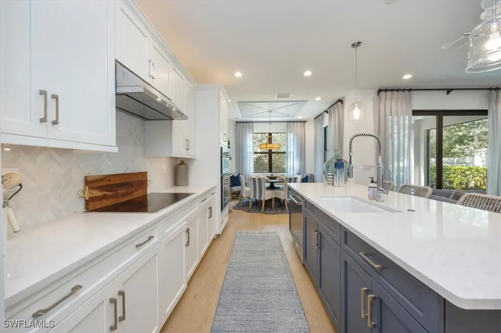 12940 Pembroke Drive Naples FL 34105
