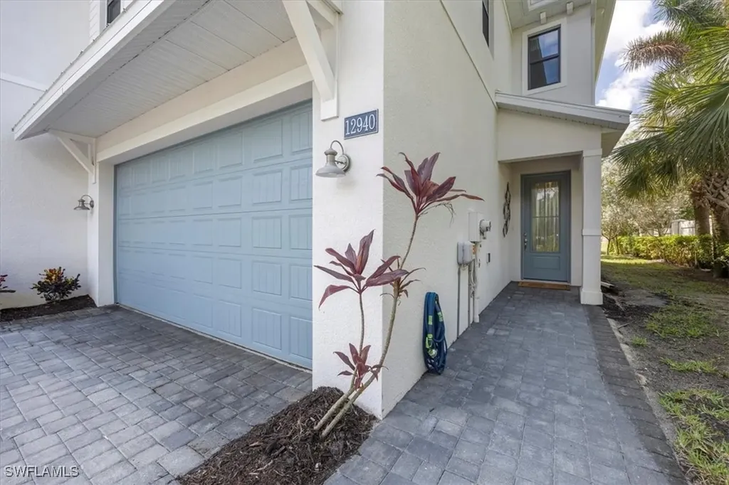 12940 Pembroke Drive Naples FL 34105