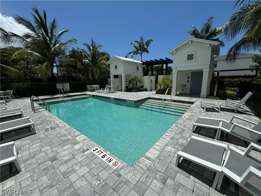 12940 Pembroke Drive Naples FL 34105