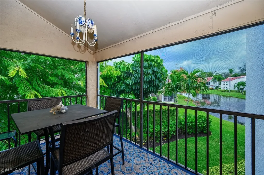 559 Beachwalk Circle Naples FL 34108