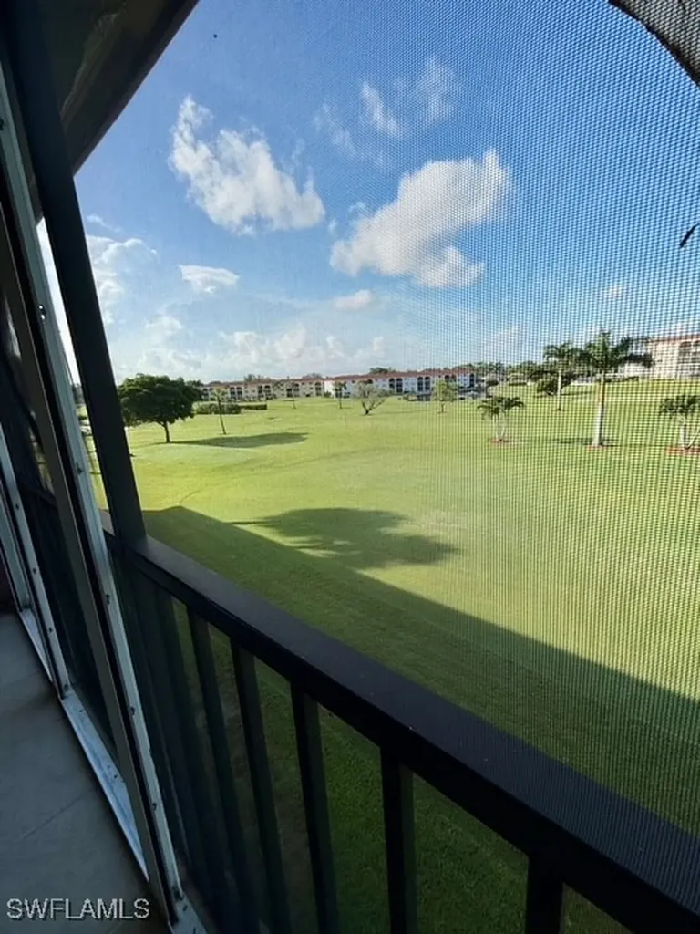 9 High Point Circle N Naples FL 34103