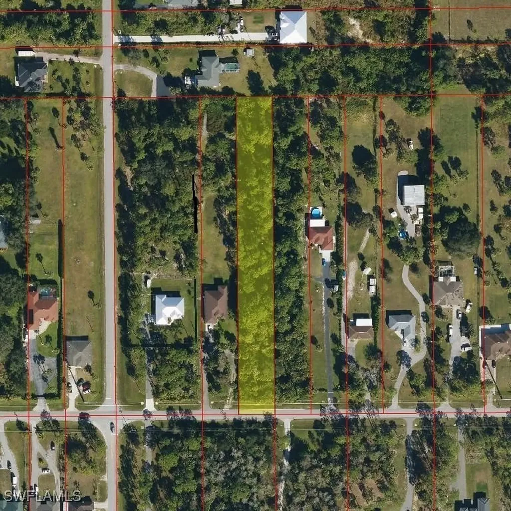 Naples FL, 47TH Avenue NE