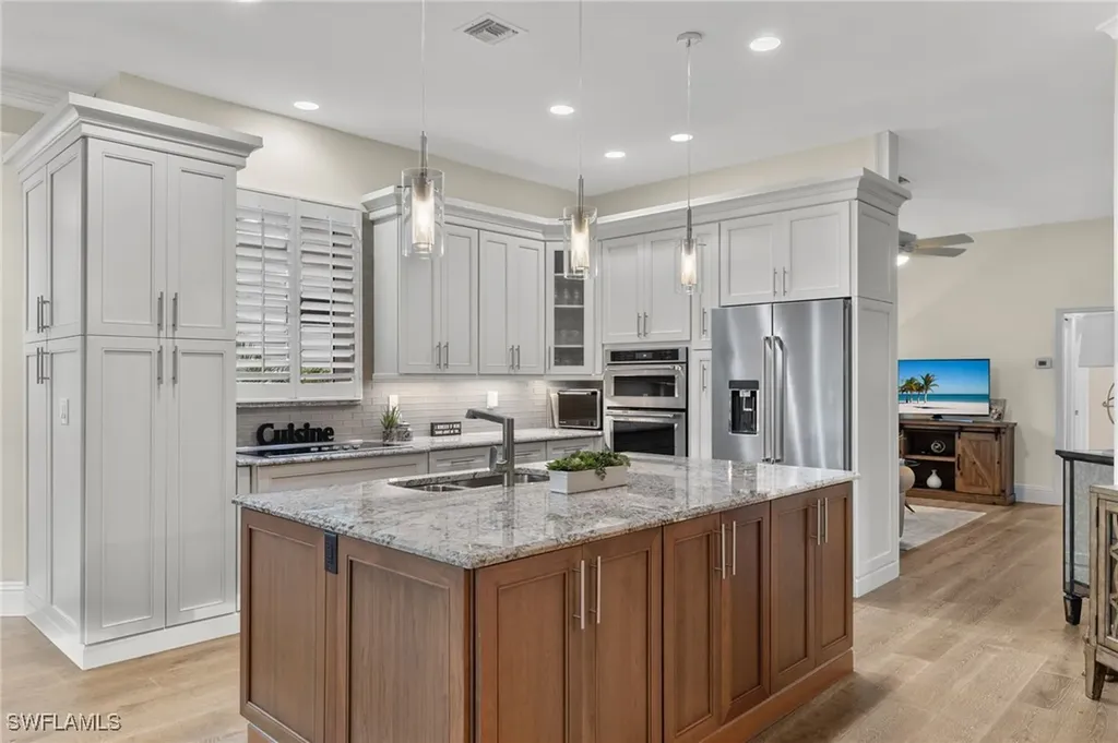 1737 York Island Drive Naples FL 34112
