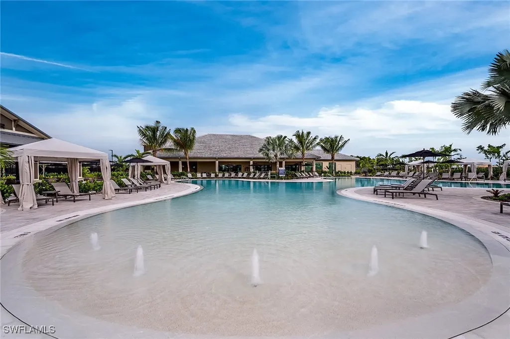 15323 Lucerna Street Naples FL 34114