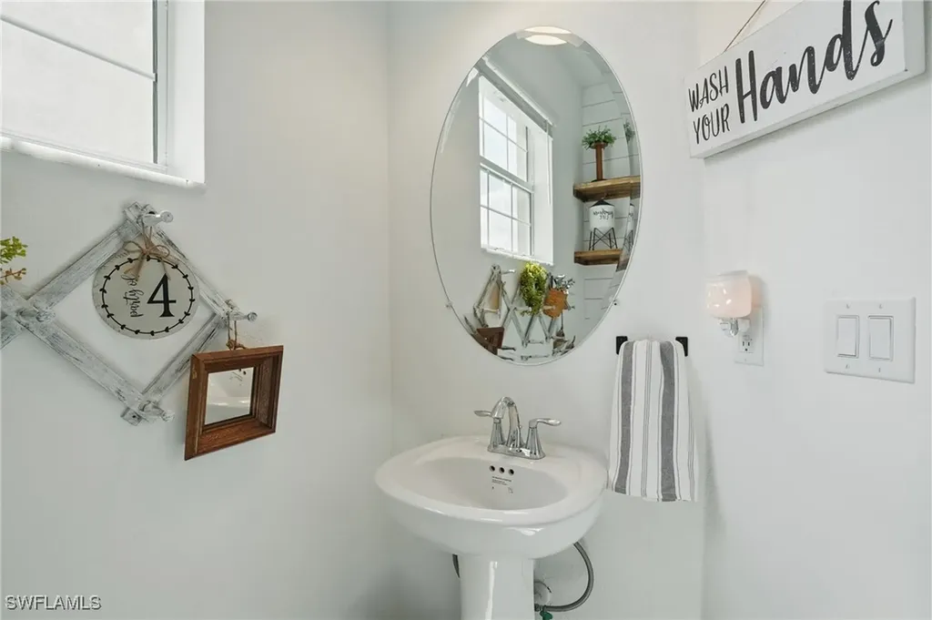 2839 Blossom Way Naples FL 34120