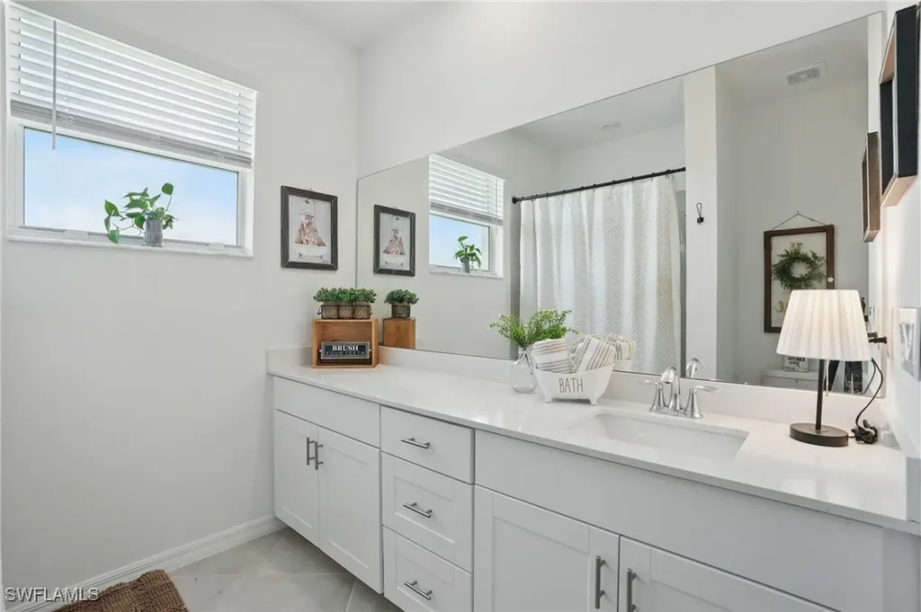 2839 Blossom Way Naples FL 34120