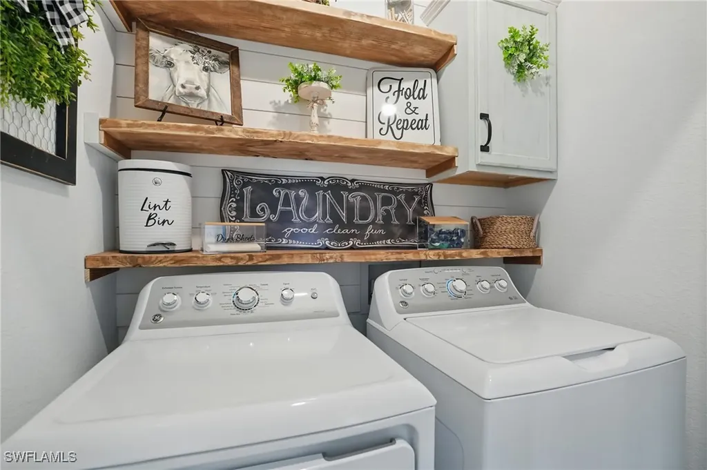 2839 Blossom Way Naples FL 34120