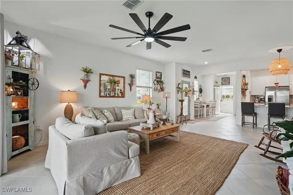 2839 Blossom Way Naples FL 34120