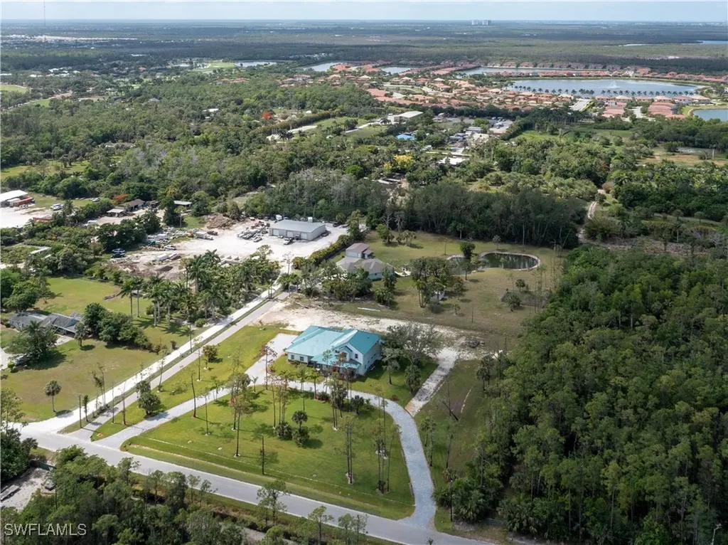 256 Price Street Naples FL 34113