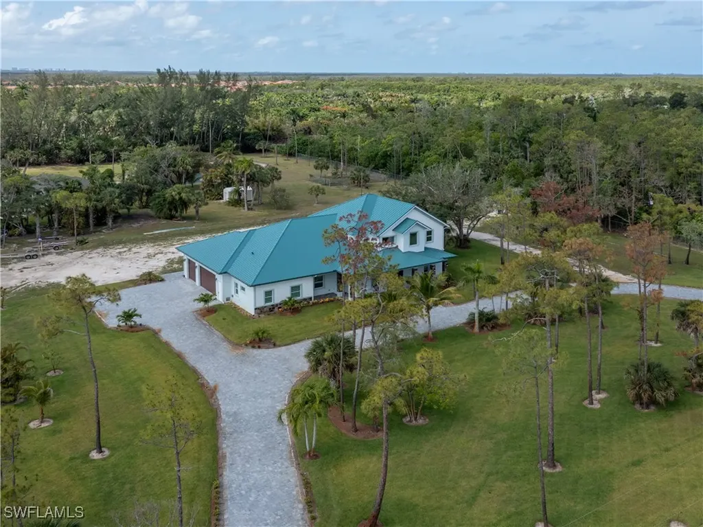 256 Price Street Naples FL 34113