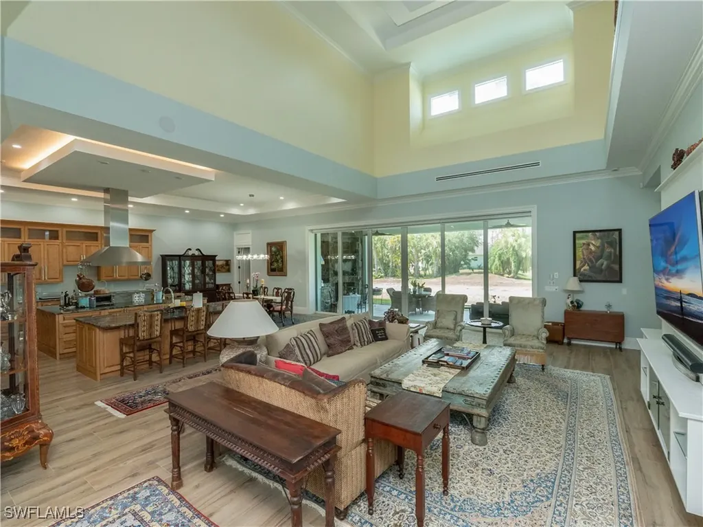 256 Price Street Naples FL 34113