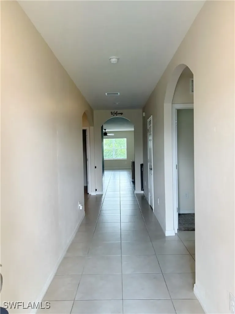 406 SW 25th Place Cape Coral FL 33991