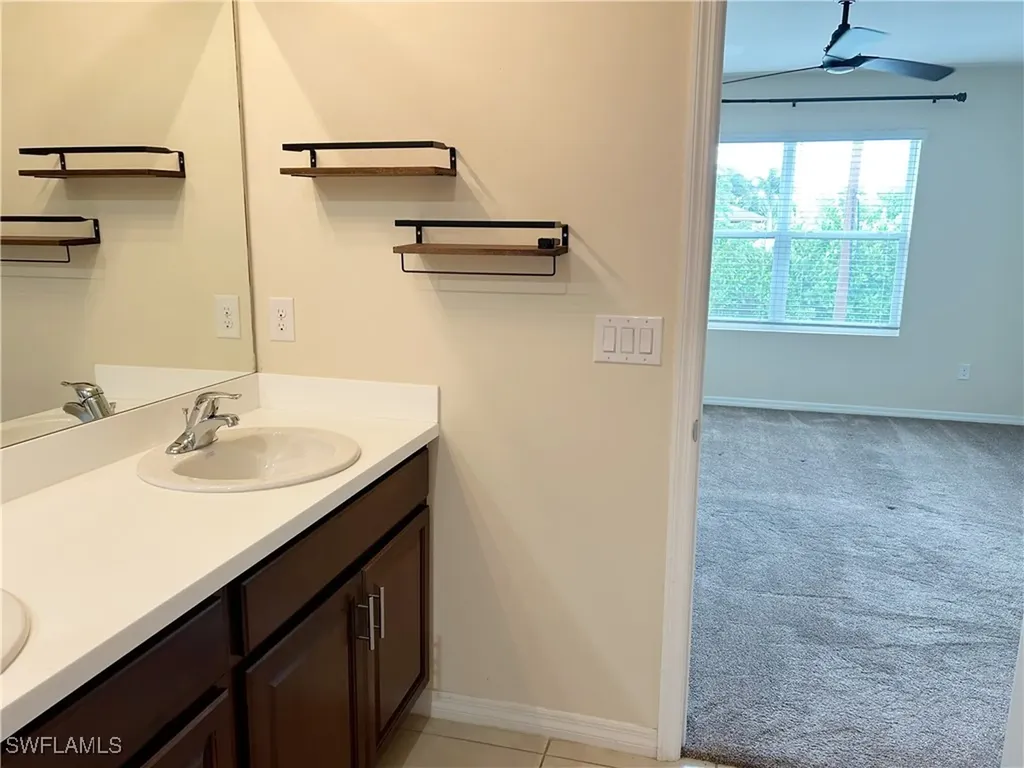 406 SW 25th Place Cape Coral FL 33991
