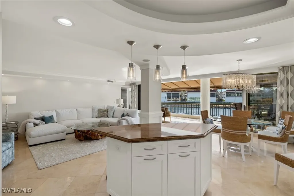 2301 Gulf Shore Boulevard N Naples FL 34103