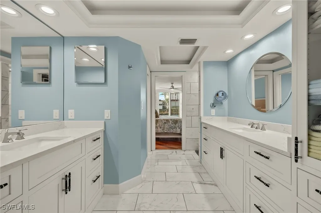 2301 Gulf Shore Boulevard N Naples FL 34103