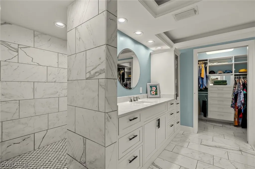 2301 Gulf Shore Boulevard N Naples FL 34103