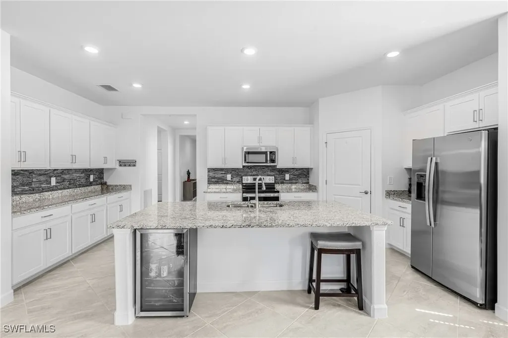 Alva FL, 3400 Weston Manor Drive