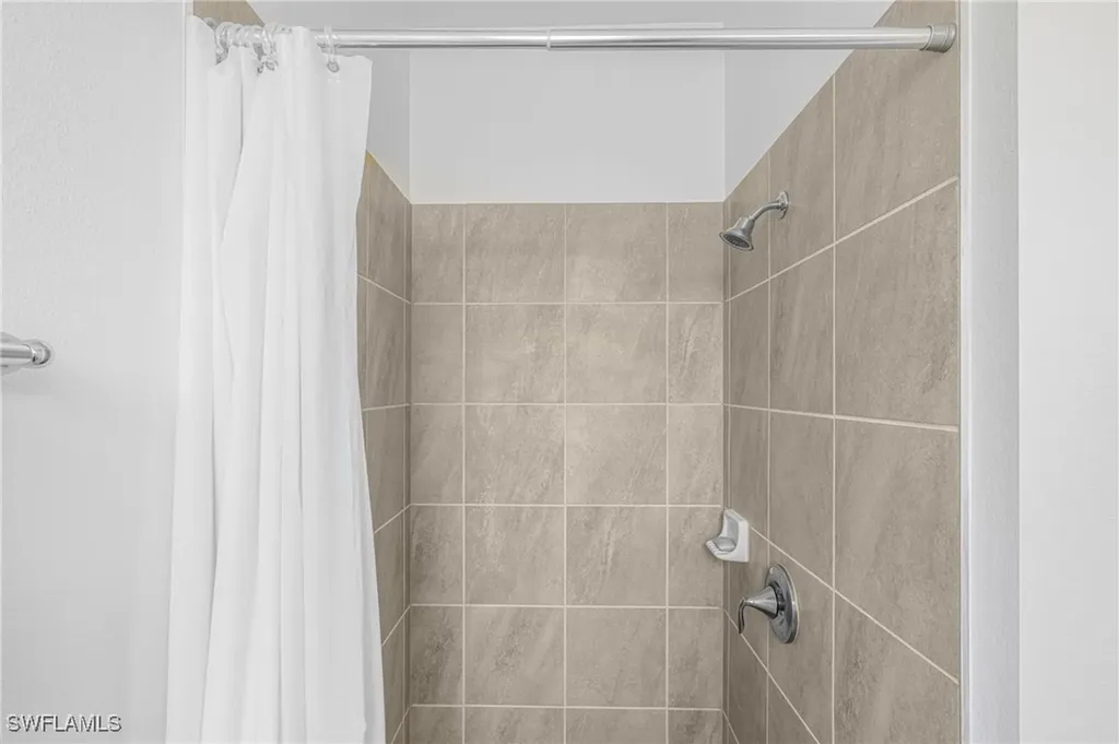 3400 Weston Manor Drive Alva FL 33920