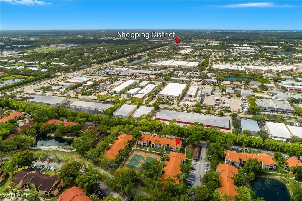 2214 Arbour Walk Circle Naples FL 34109