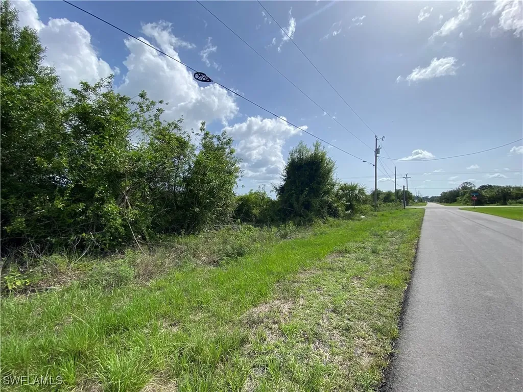 1204 Fontana Street E Lehigh Acres FL 33974