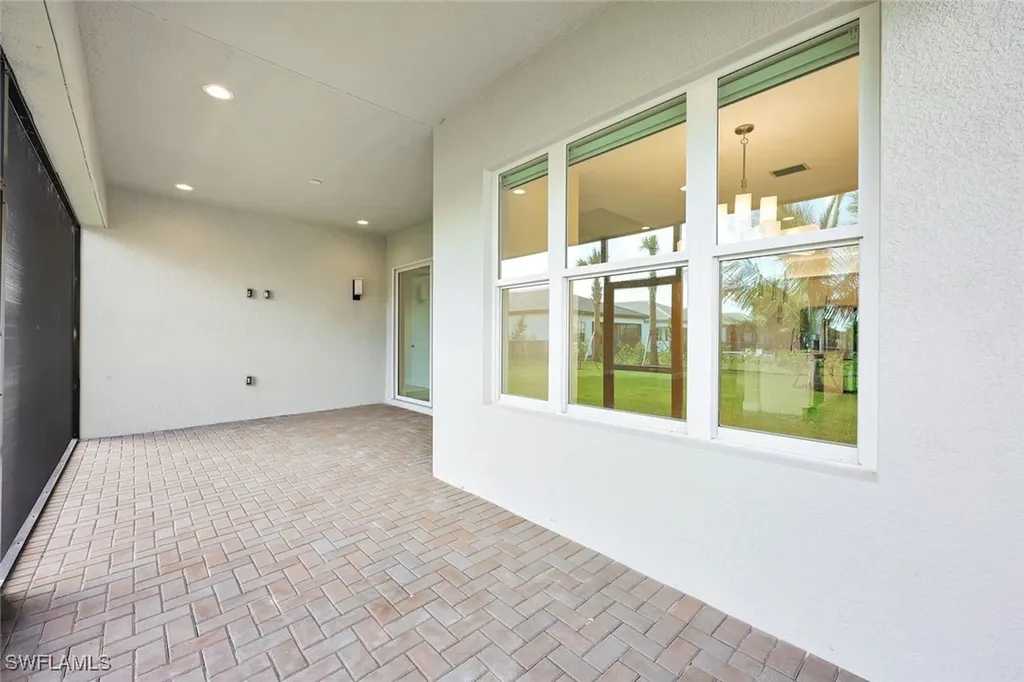 11264 Daphne Court Naples FL 34120