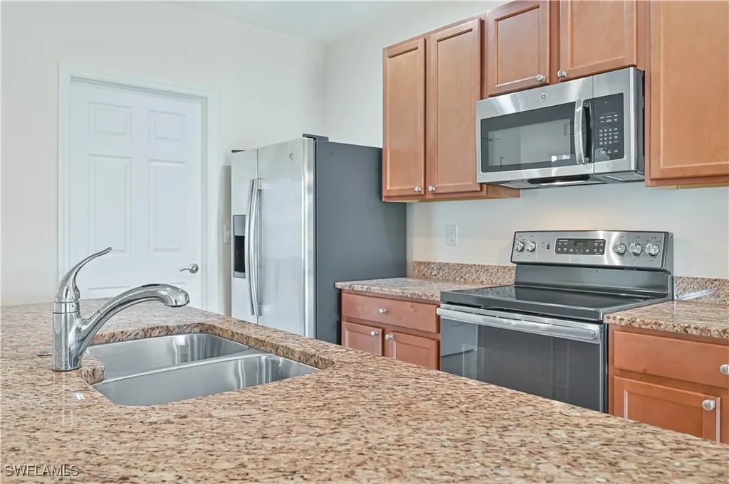 15239 Ligustrum Lane Alva FL 33920