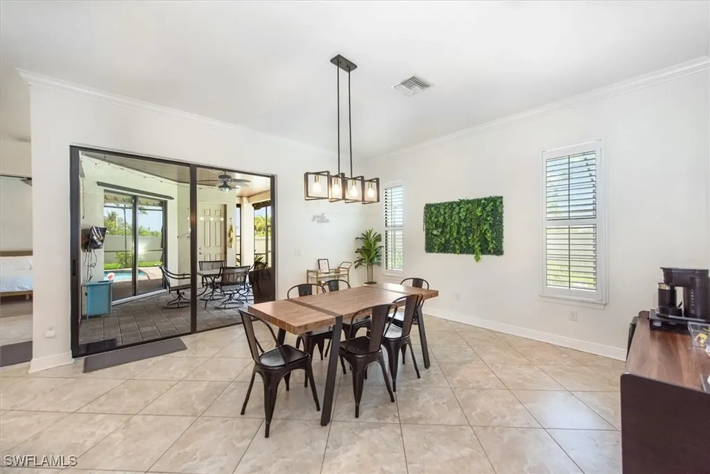 1518 SW 43rd Lane Cape Coral FL 33914