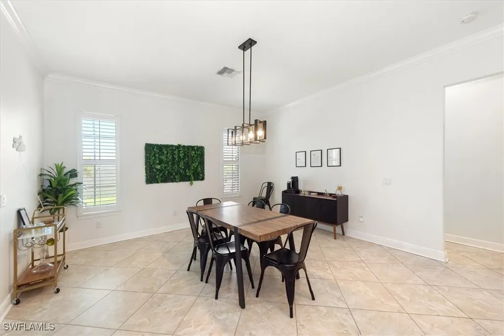 1518 SW 43rd Lane Cape Coral FL 33914