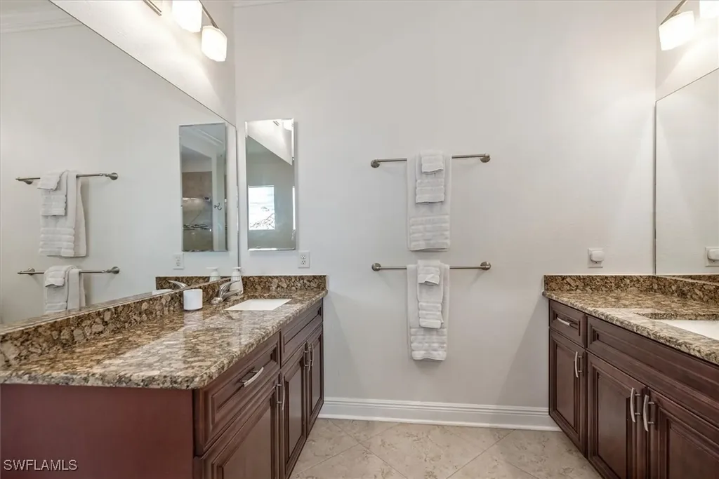 1518 SW 43rd Lane Cape Coral FL 33914