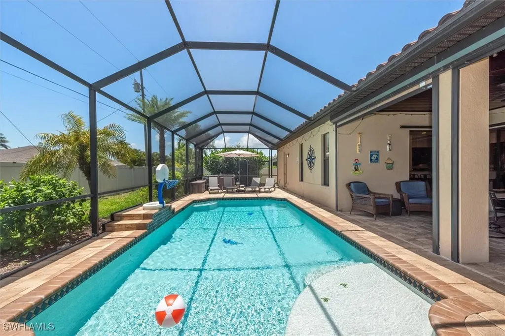 1518 SW 43rd Lane Cape Coral FL 33914