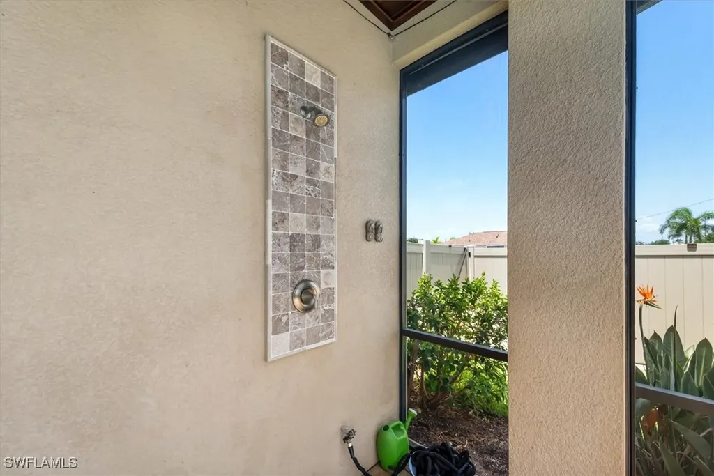 1518 SW 43rd Lane Cape Coral FL 33914